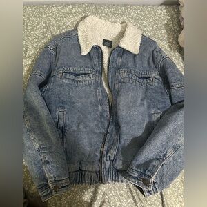 Wild fable lined jean jacket size small